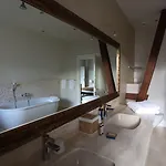 Alojamento de Acomodação e Pequeno-almoço La Maison Jules