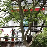 La Maison Jules