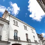 Bed & Breakfast La Maison Jules 4*