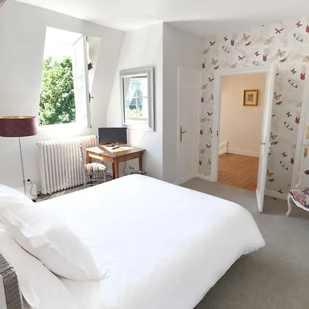 Bed & Breakfast La Maison Jules Tours