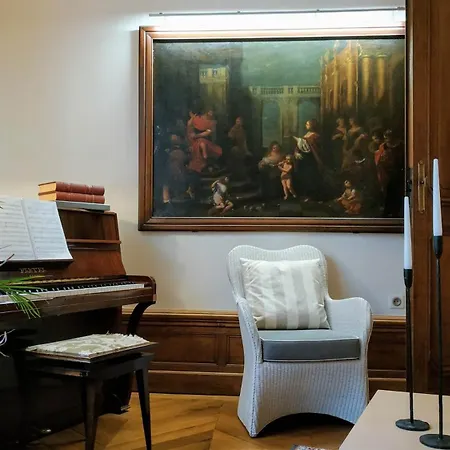 Oda ve Kahvaltı La Maison Jules 4*