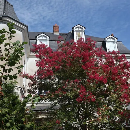 Bed & Breakfast La Maison Jules Tours