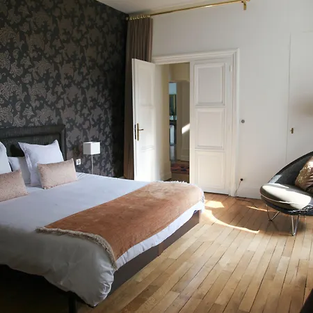 Bed & Breakfast La Maison Jules Tours