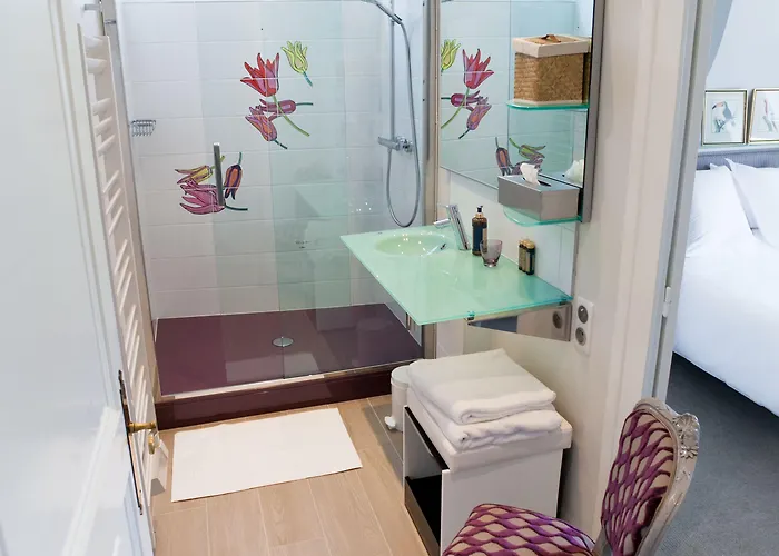 La Maison Jules Bed & Breakfast 4*